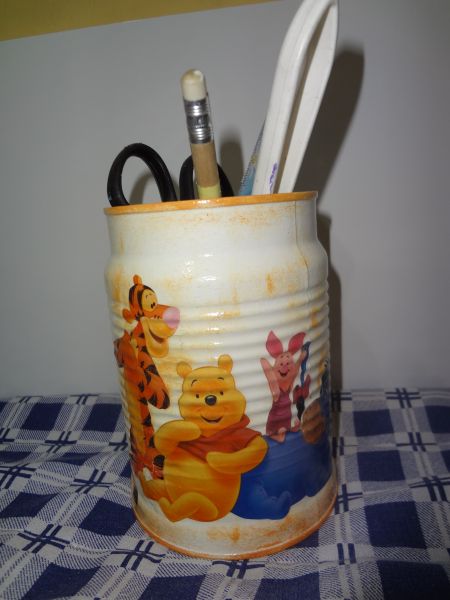 Lata decorada com tampa em mdf